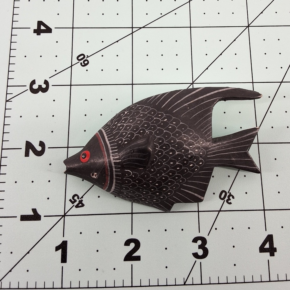 Vintage Carved‎ Wood Hand Painted Angelfish Statement Brooch Pin 4" - Picture 2 of 4